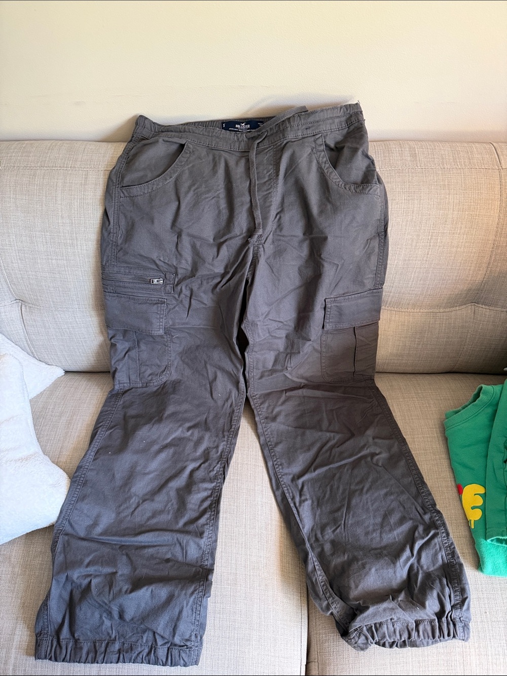 Hollister Women's Dark Gray Cargo Jogger Pants